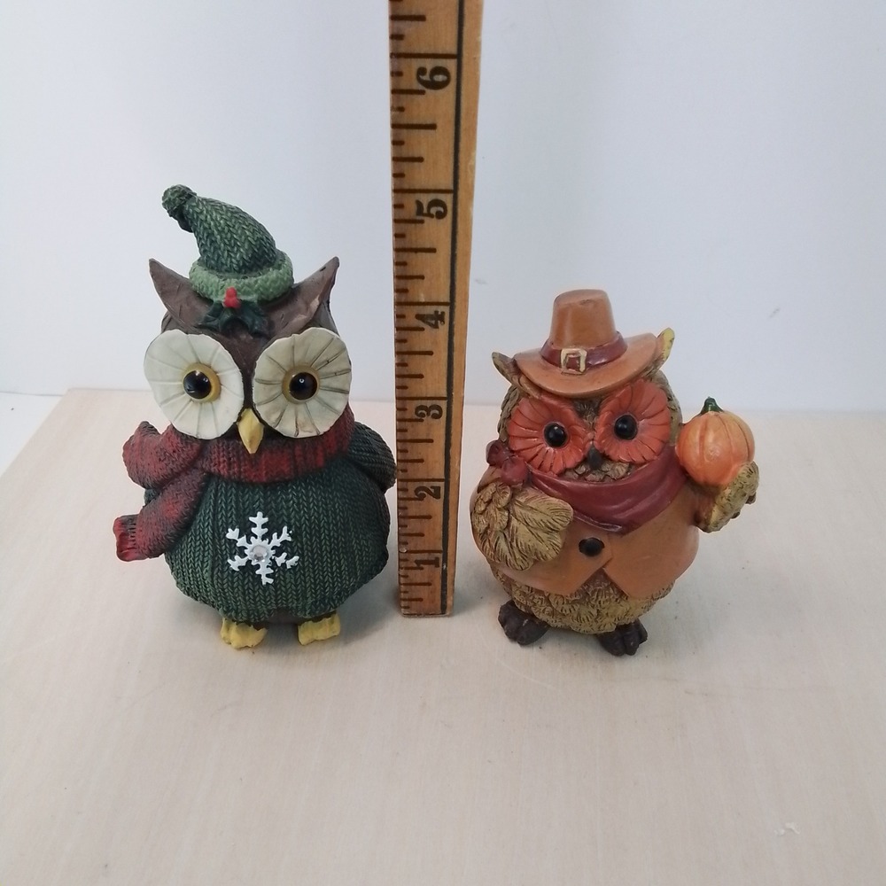 Set of 2 Resin Owls Thanksgiving Christmas Themed Figurines Decor - Picture 7 of 7